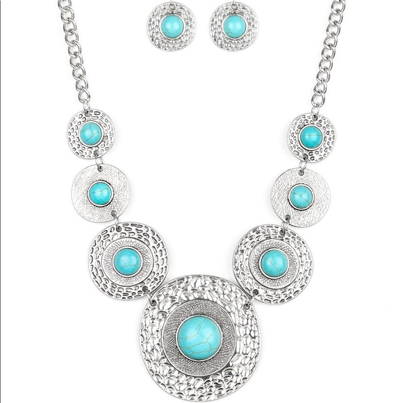 Paparazzi Jewelry - Picture 1 of 1